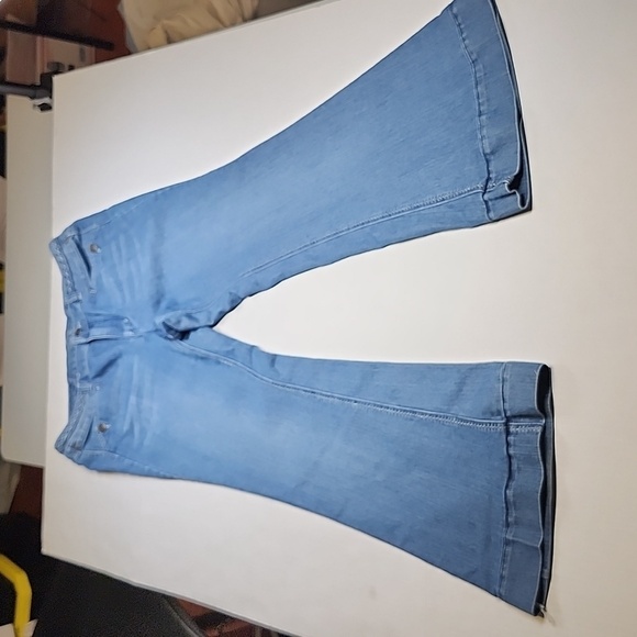 Cache Flare leg Jeans Size 12 - Picture 1 of 12